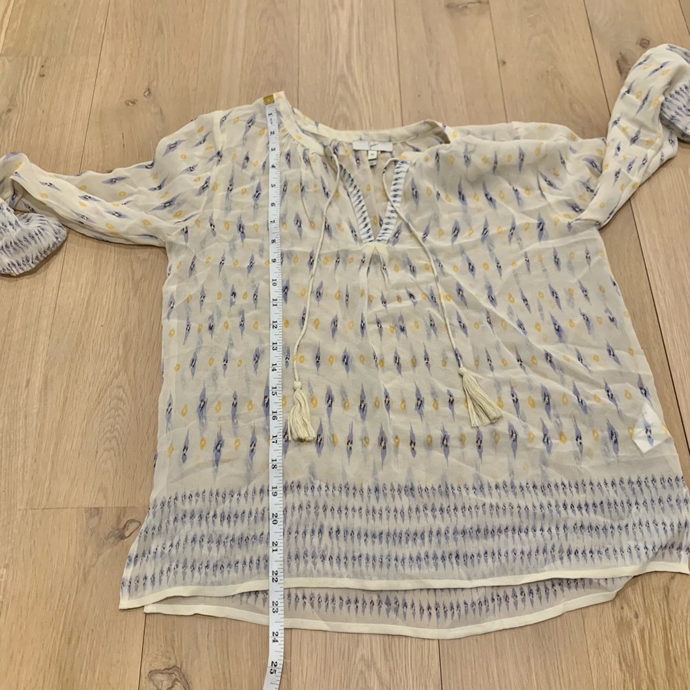 Joie Auberon Silk Boho Split Neck Blouse Top XS - Picture 13 of 14